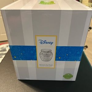 Scentsy Winnie the Pooh wax melt. (used)